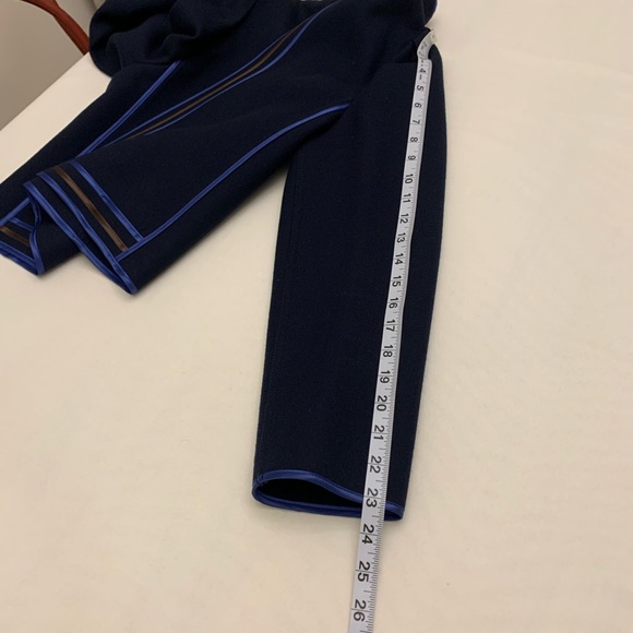 Louis Feraud set blazer (size 42) skirt (size 40) 100% wool navy - Picture 11 of 16